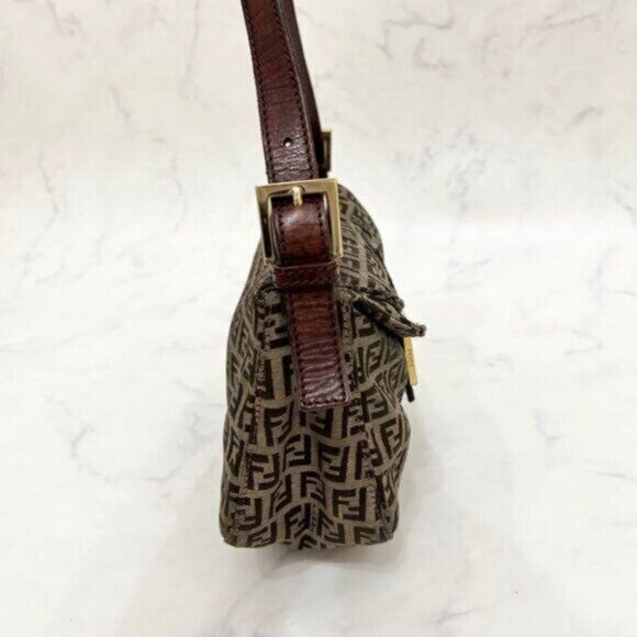 Authentic FENDI Mamma Zucca Zucchino Bucket Baguette Tan Gold Flap Bag Purse - Picture 7 of 14